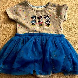 Minnie Mouse onesie (18 mons) - Disney World